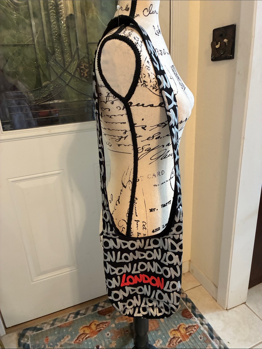 Robin Ruth Black, White & Red London Script Crossbody Tote